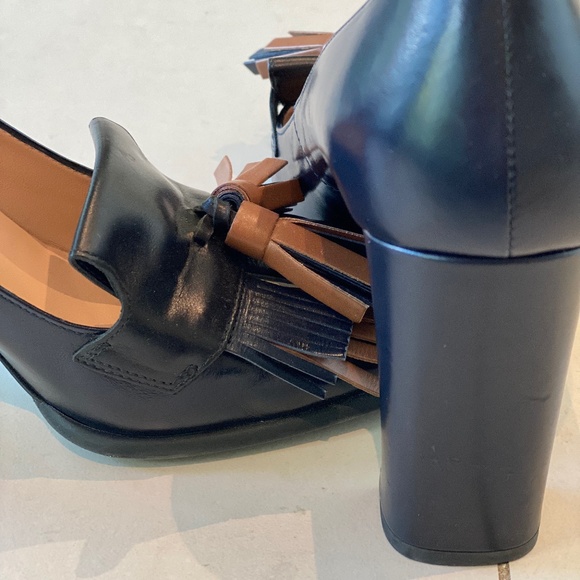 Todds dark blue-black high heel shoe with tri-color tassel. Size 39 EU - Picture 6 of 6